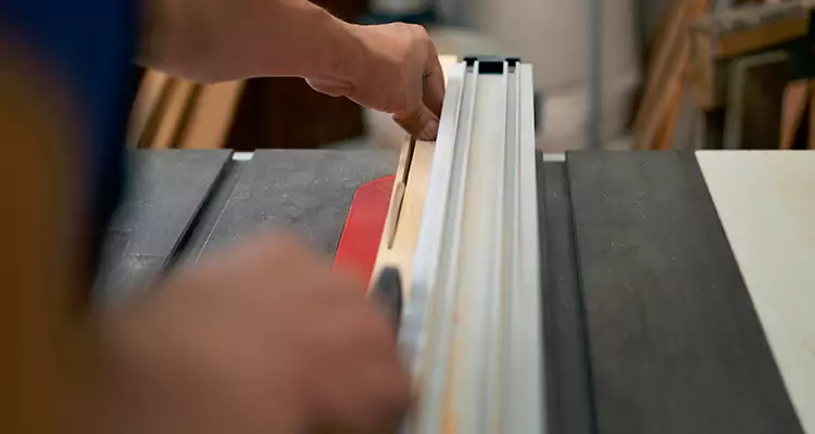 Bifold Door Seal Repair in San Carlos, CA