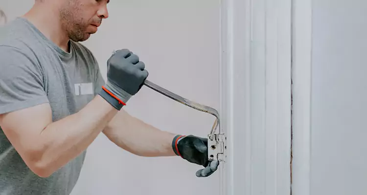 Cracked Door Jamb Repair in San Carlos, CA