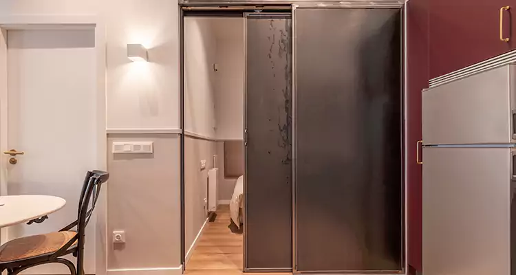 We Fix Closet Sliding Door in San Carlos, CA 