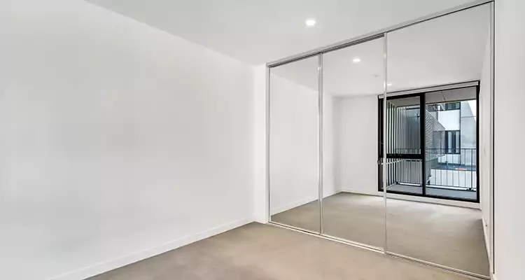 Why Homeowners Choose Us for Sliding Mirror Door Replacement in San Carlos, CA